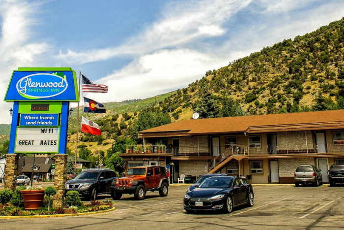 Glenwood Springs Inn — Glenwood Springs, CO